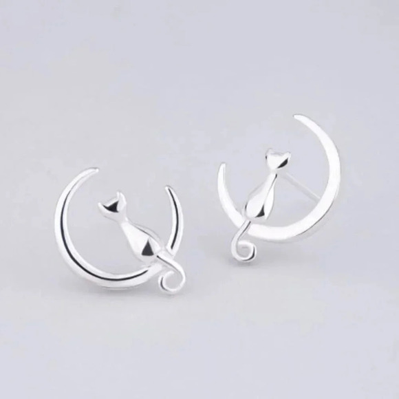 925 Sterling Silver Cat Moon Stud Earrings - Picture 1 of 5